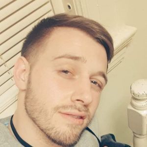 Meet your Posher, Angelo